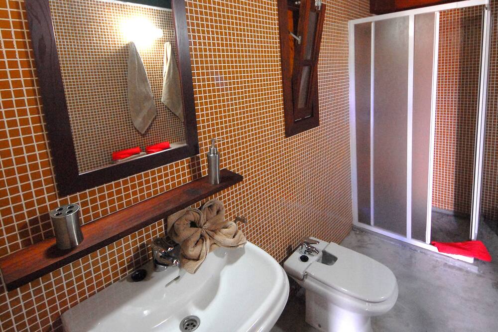 Photo of Bathroom in Los Realejos