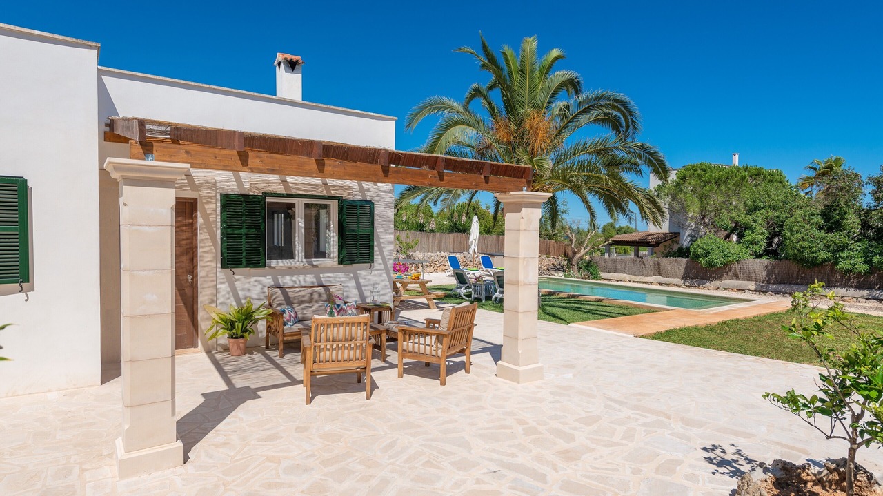 Photo of Patio Balcony in Cala Llombards