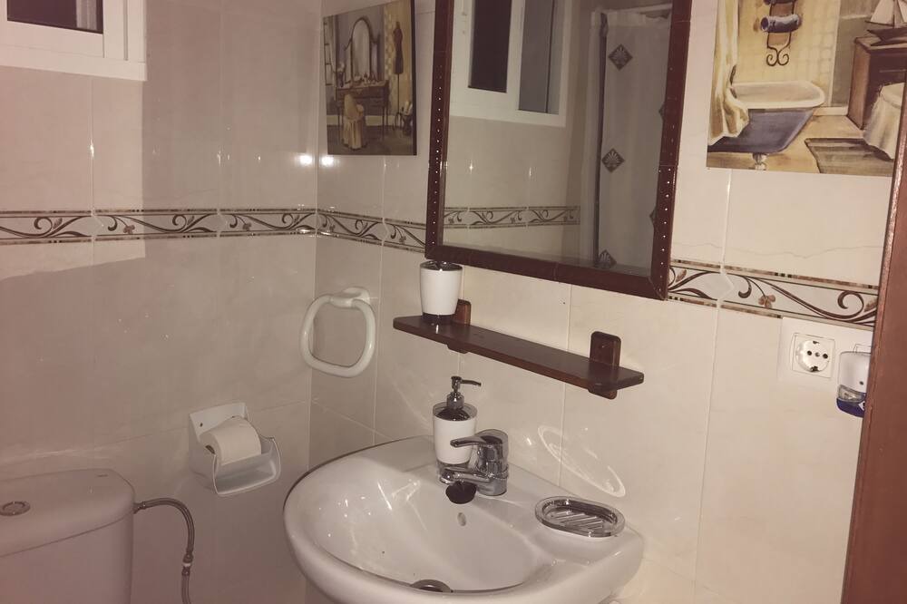 Photo of Bathroom in Bolonia