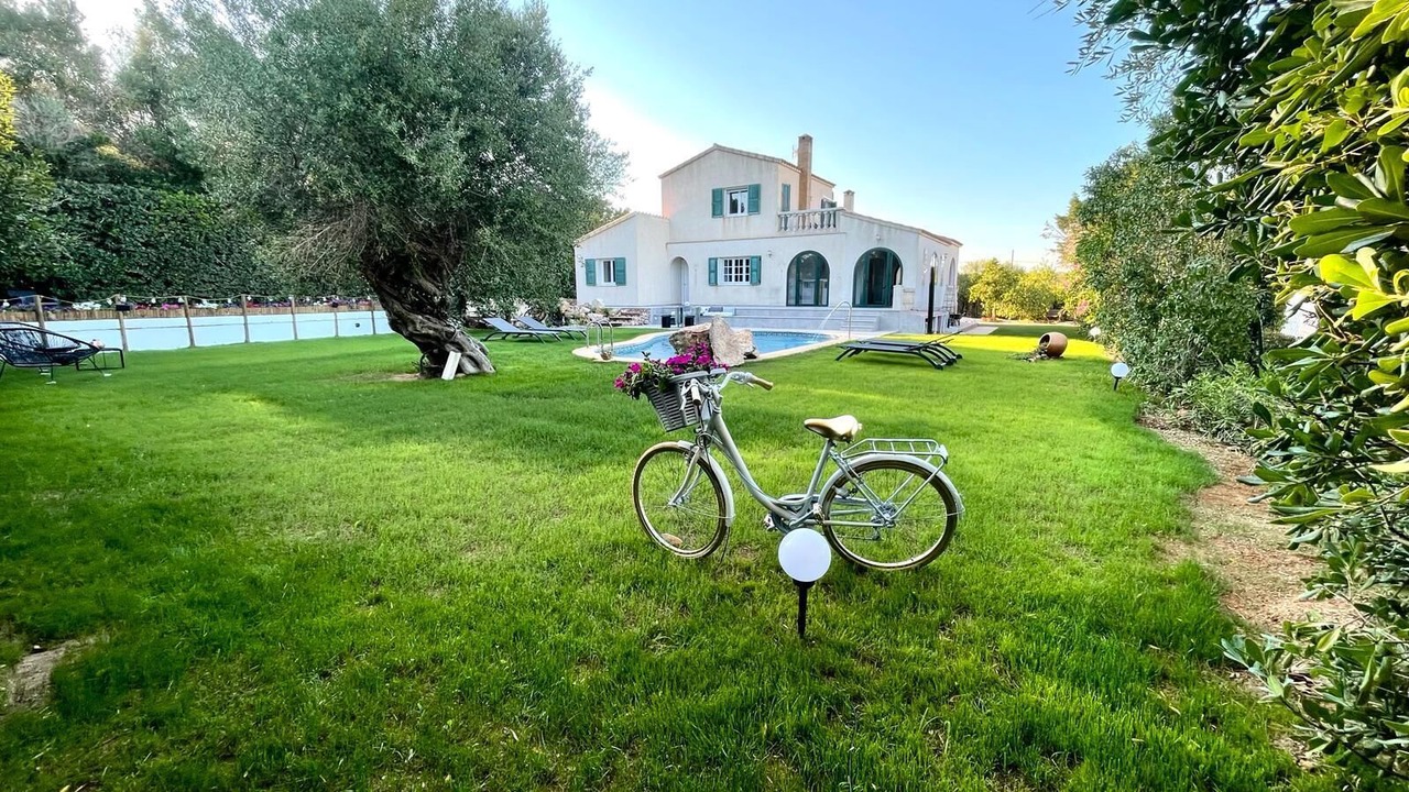 Photo of Outdoor in Binixiquer