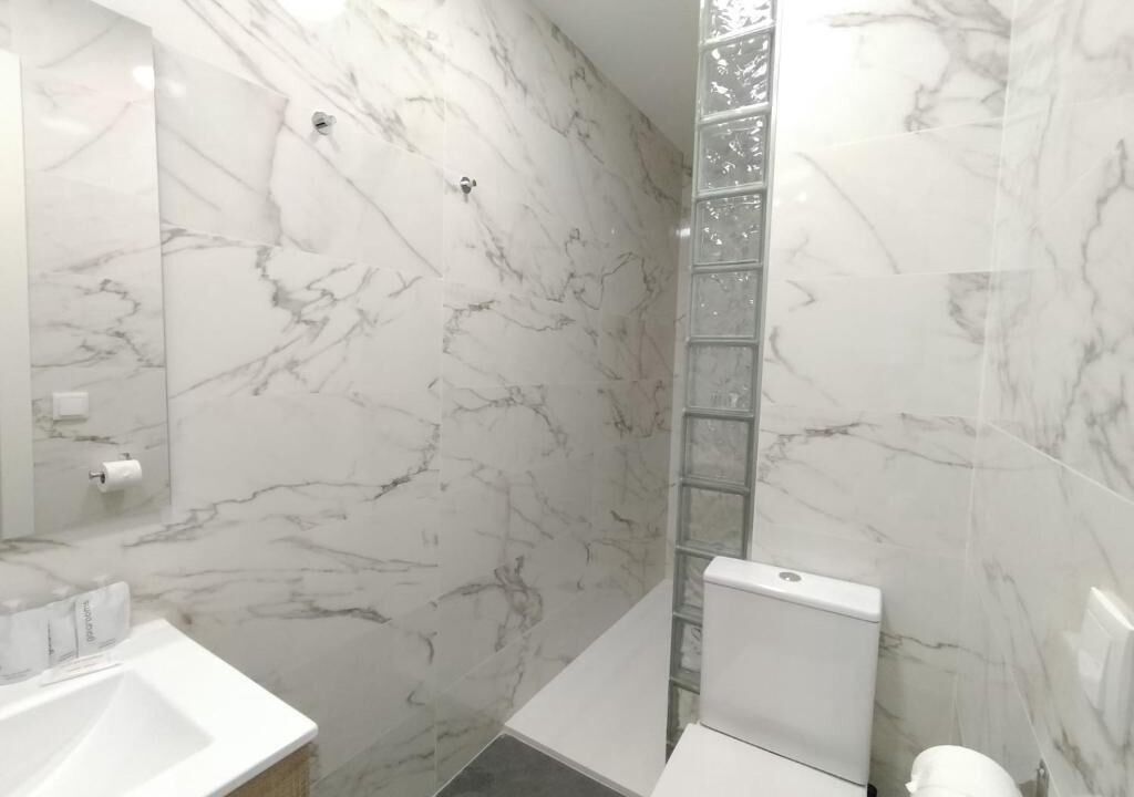 Photo of Bathroom in Oeste