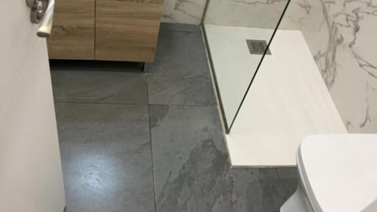 Photo of Bathroom in Oeste