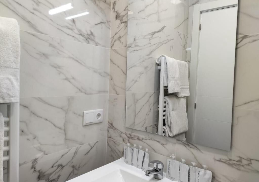 Photo of Bathroom in Oeste