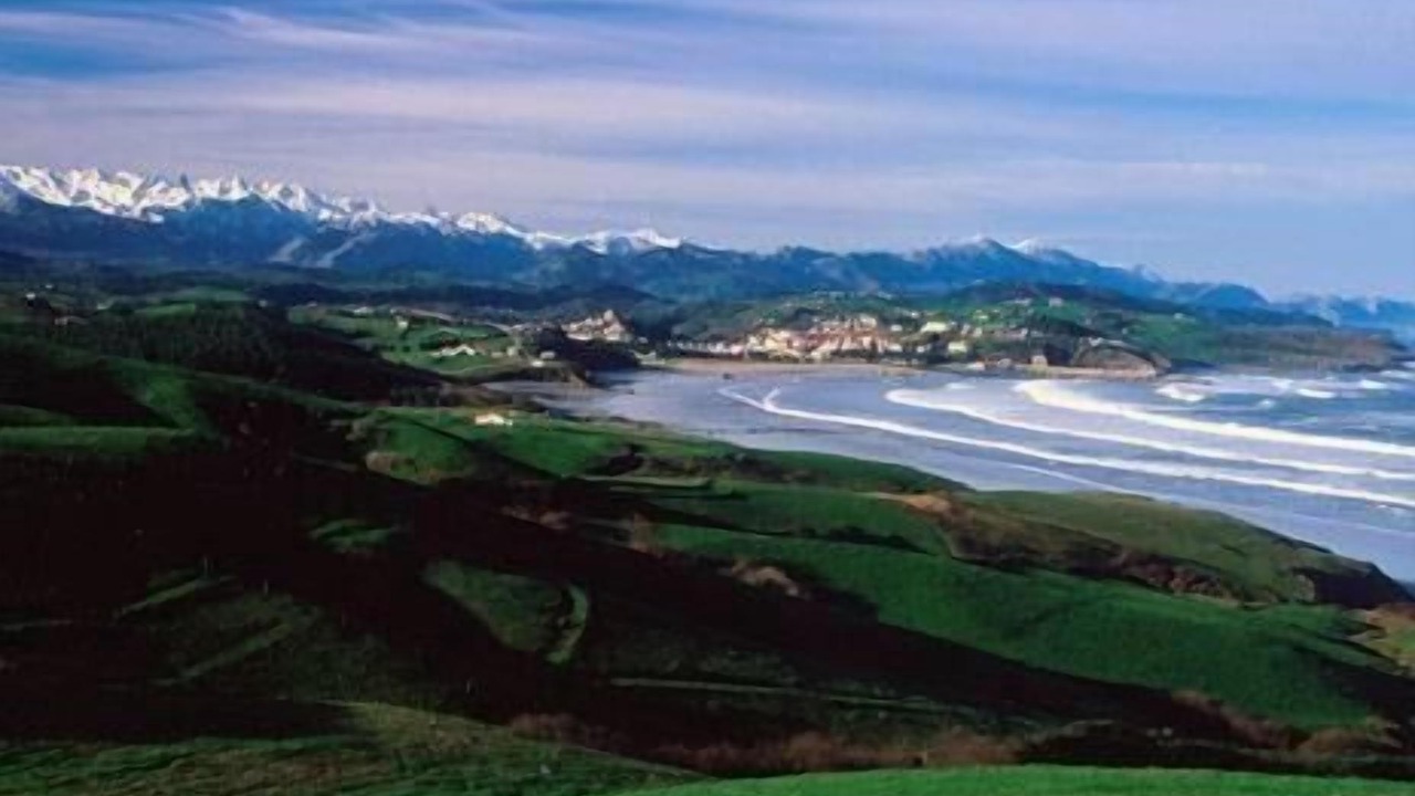 Photo of Others in San Vicente de la Barquera