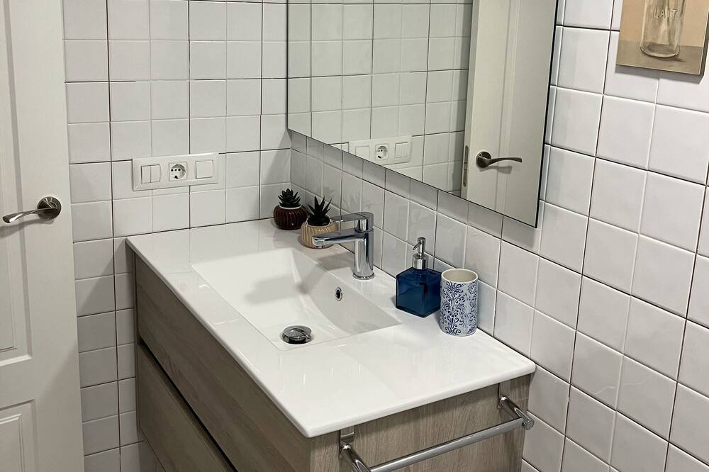 Photo of Bathroom in Alameda