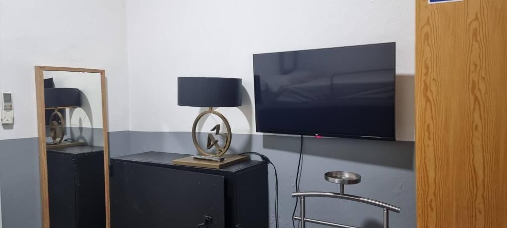 Photo of Bedroom in Alameda