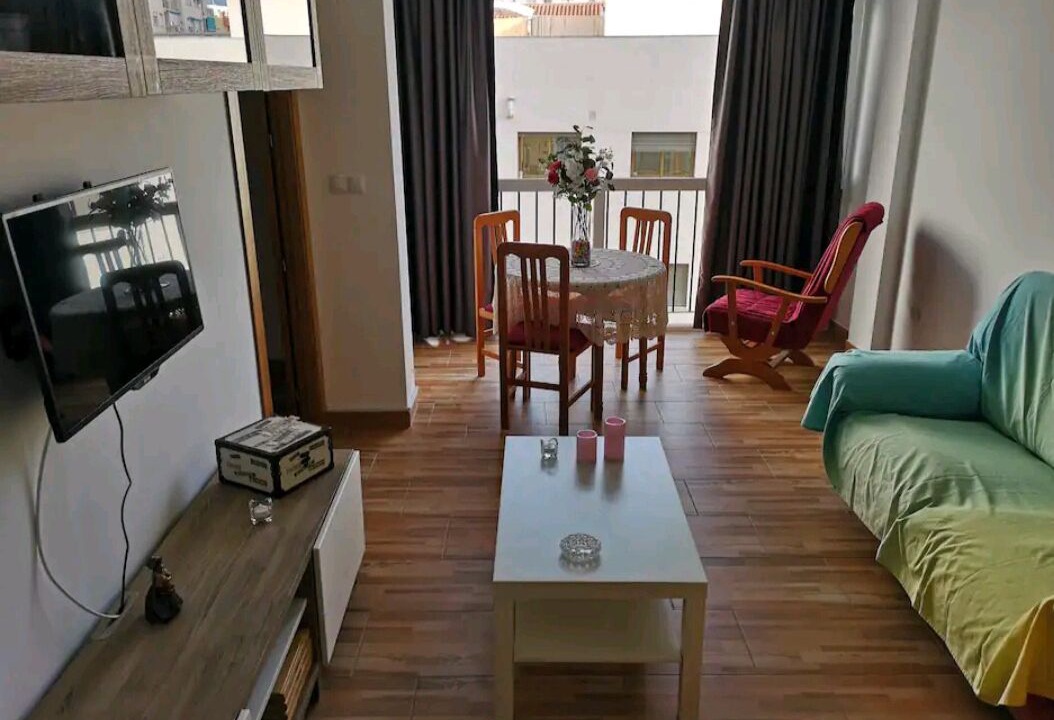 Photo of Livingroom in Bailen-Miraflores