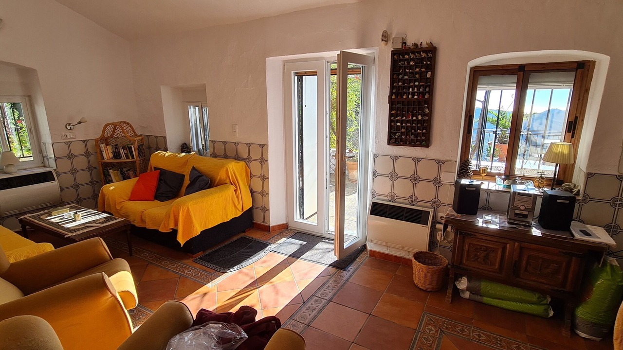 Photo of Livingroom in Salares