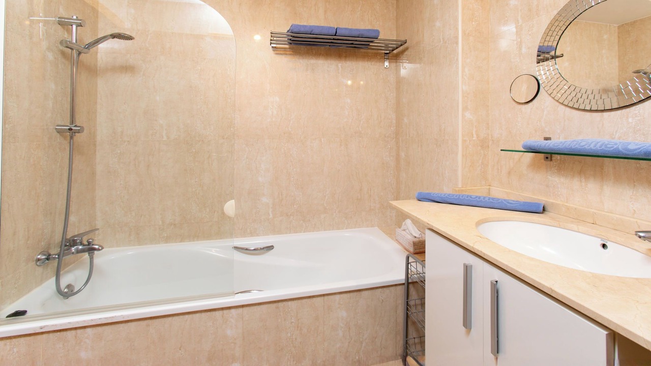 Photo of Bathroom in Velilla-Taramay