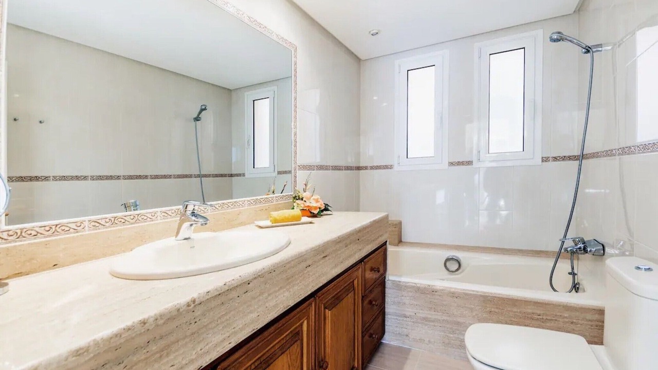 Photo of Bathroom in Alcanada