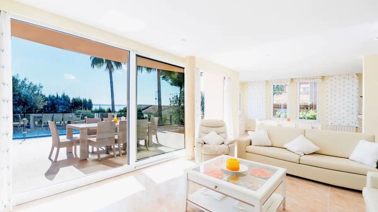 Photo of Livingroom in Alcanada