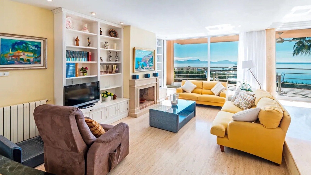 Photo of Livingroom in Alcanada