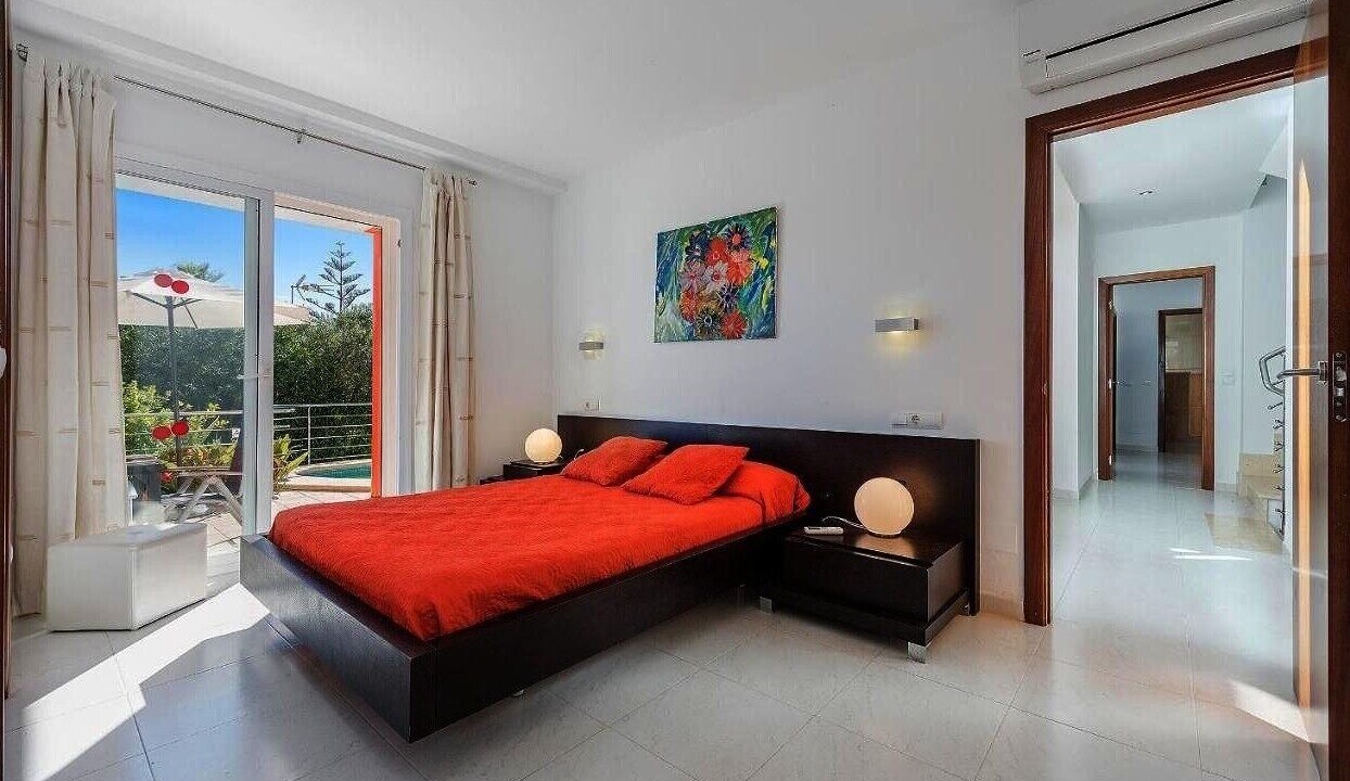 Photo of Bedroom in Alcanada