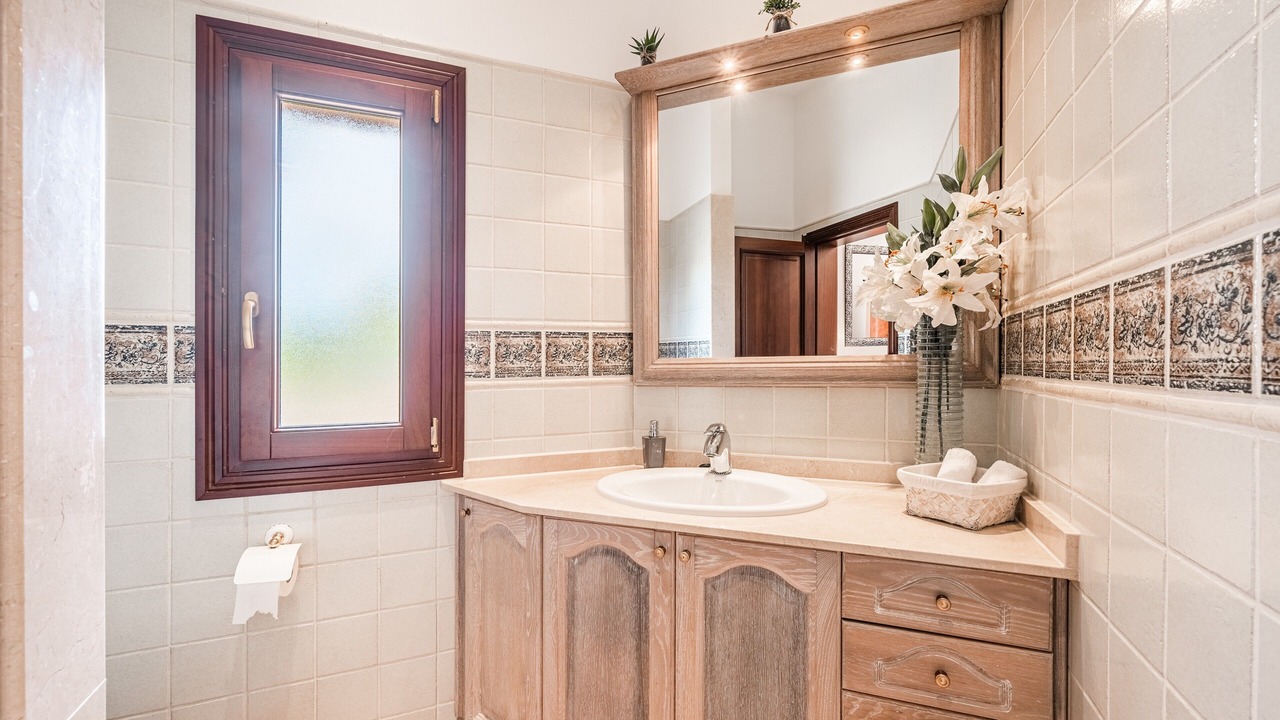 Photo of Bathroom in Crestatx