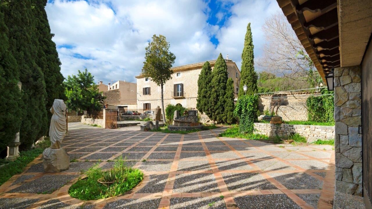 Photo of Outdoor in Lloseta