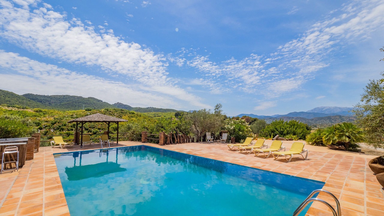 Photo of Outdoor in Coin