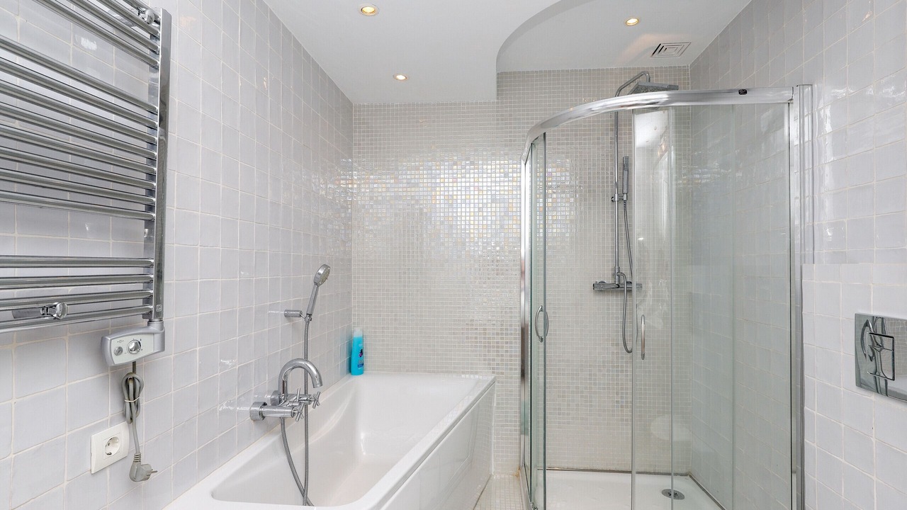 Photo of Bathroom in Elviria