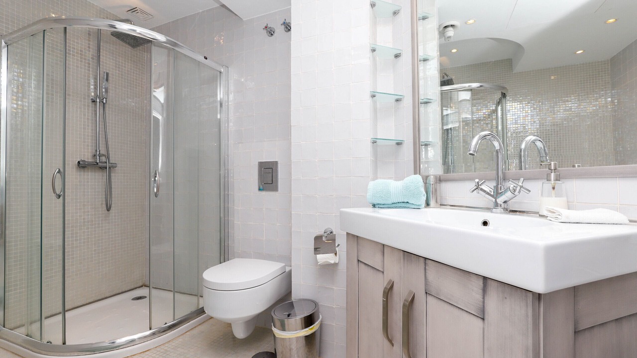 Photo of Bathroom in Elviria