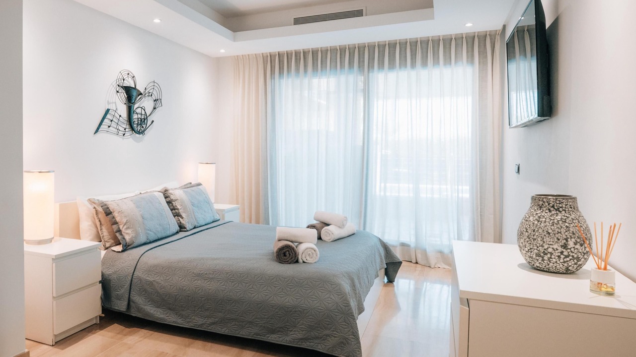 Photo of Bedroom in New Golden Mile