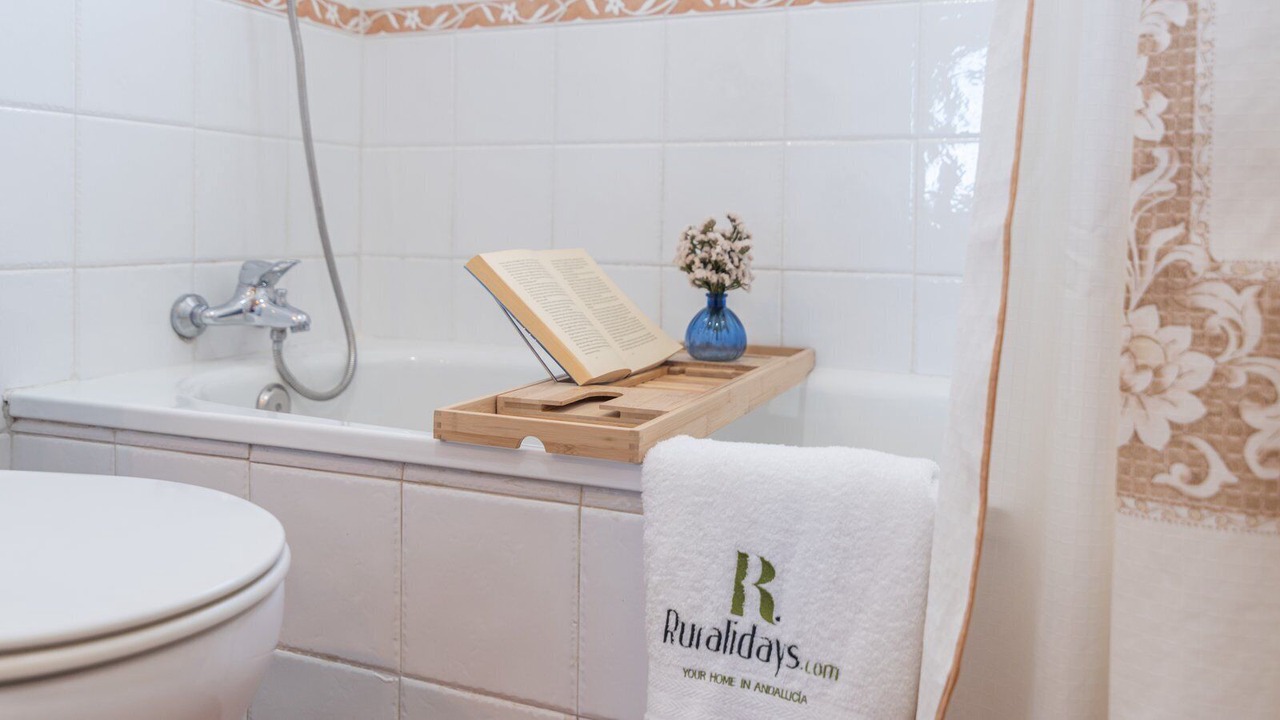 Photo of Bathroom in Frigiliana