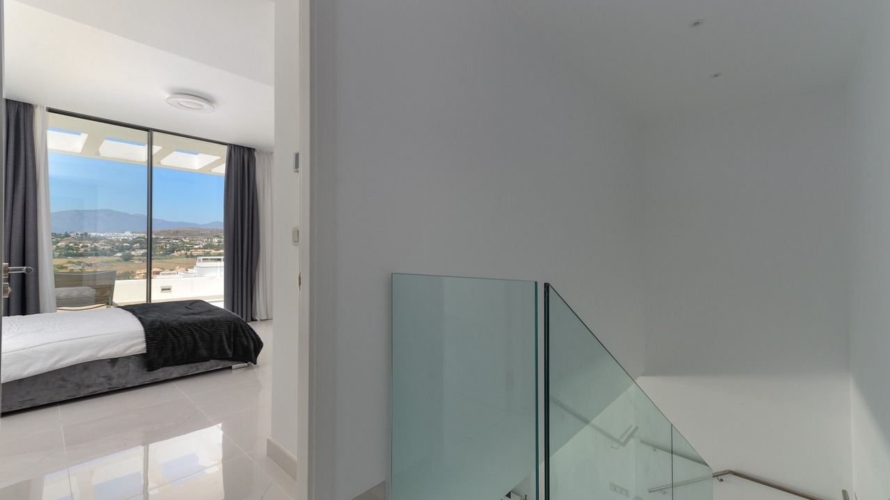 Photo of Bedroom in New Golden Mile