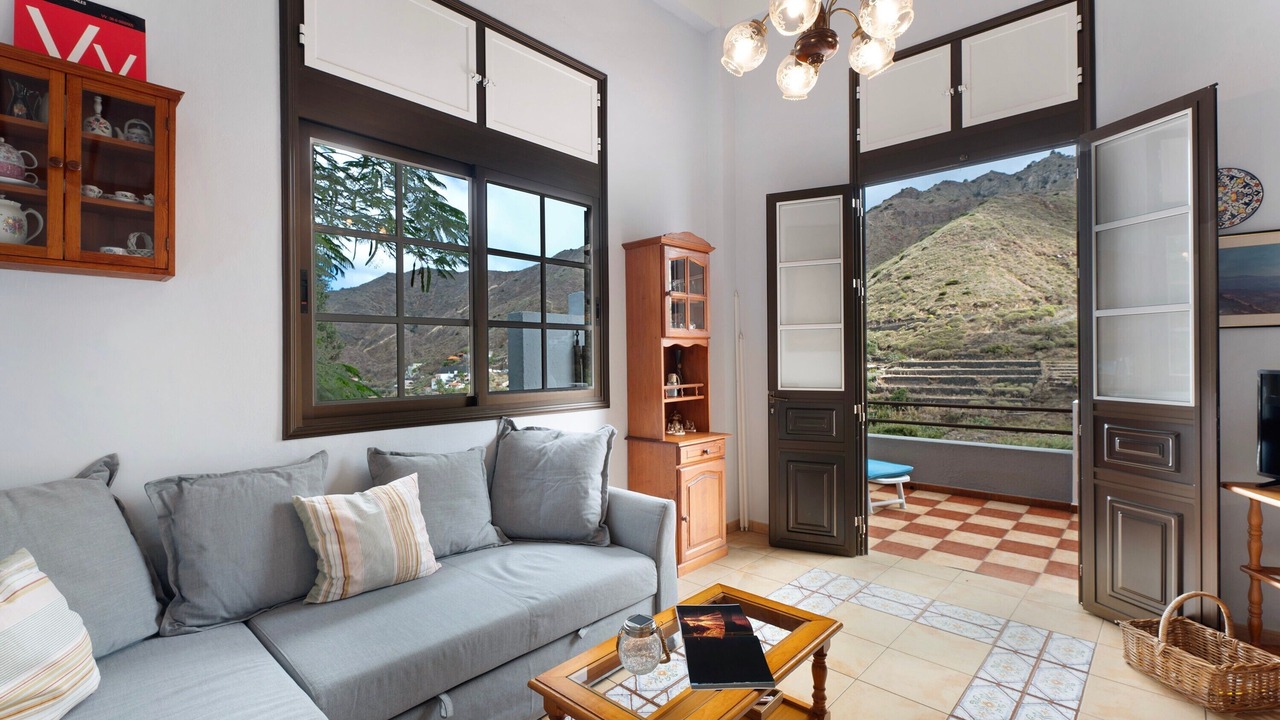Photo of Livingroom in Hermigua