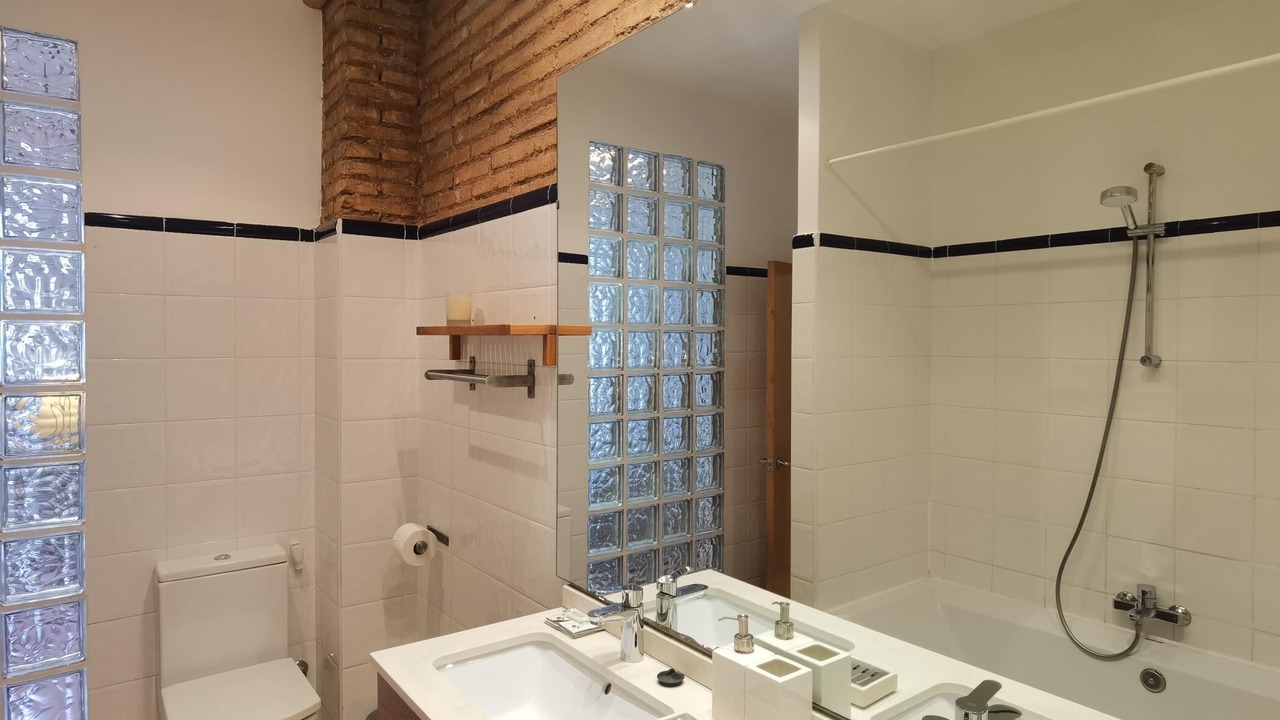 Photo of Bathroom in Eixample