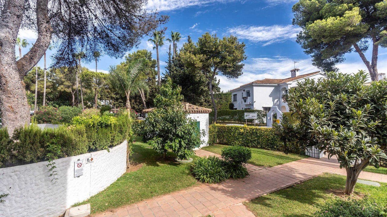Photo of Outdoor in El Paraiso