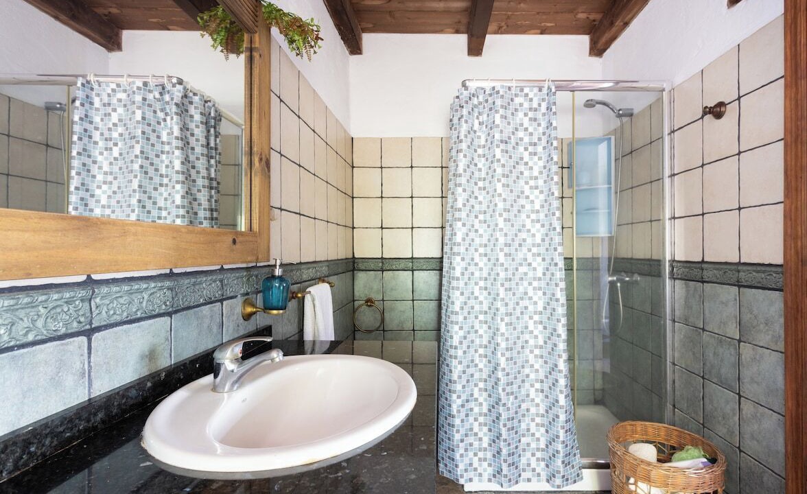Photo of Bathroom in Los Realejos