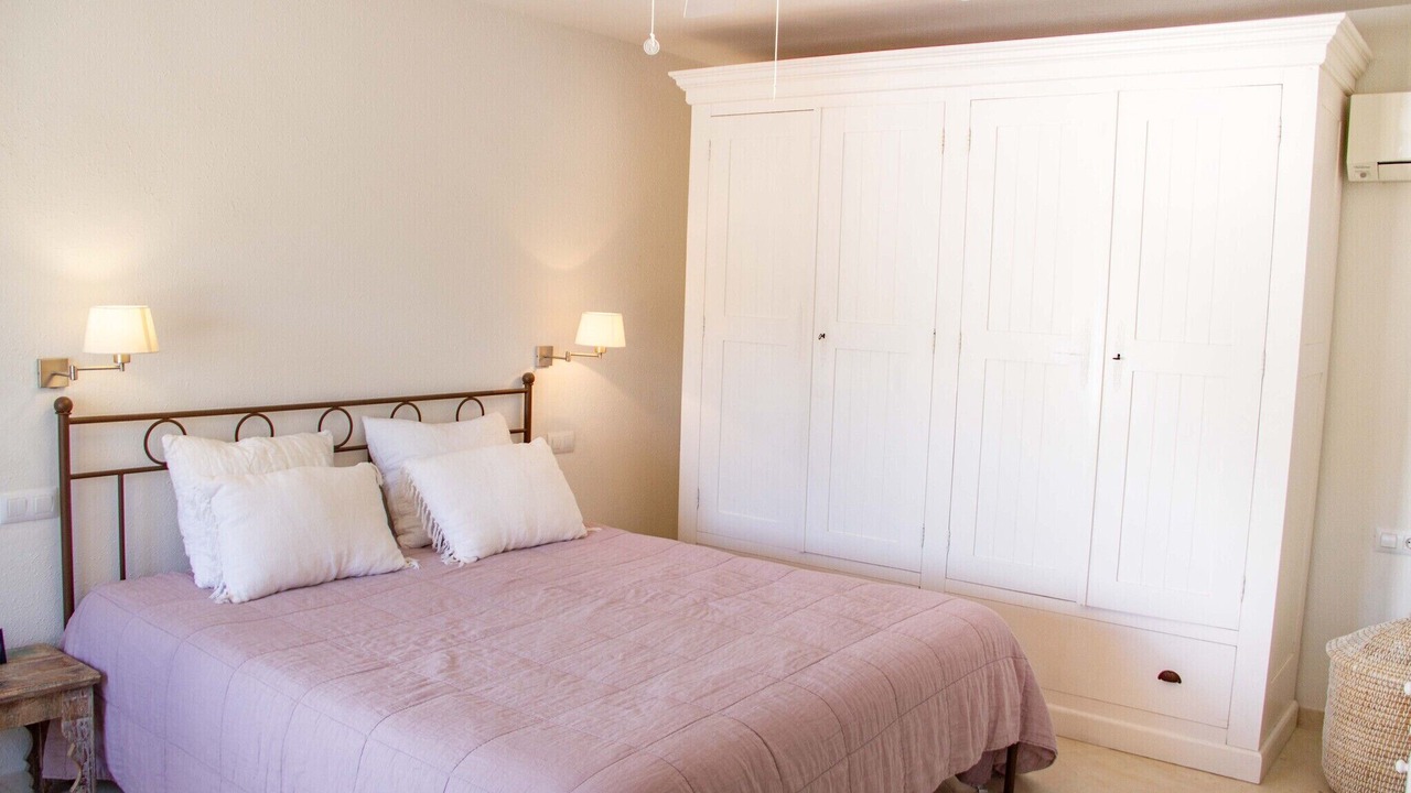 Photo of Bedroom in Arnella