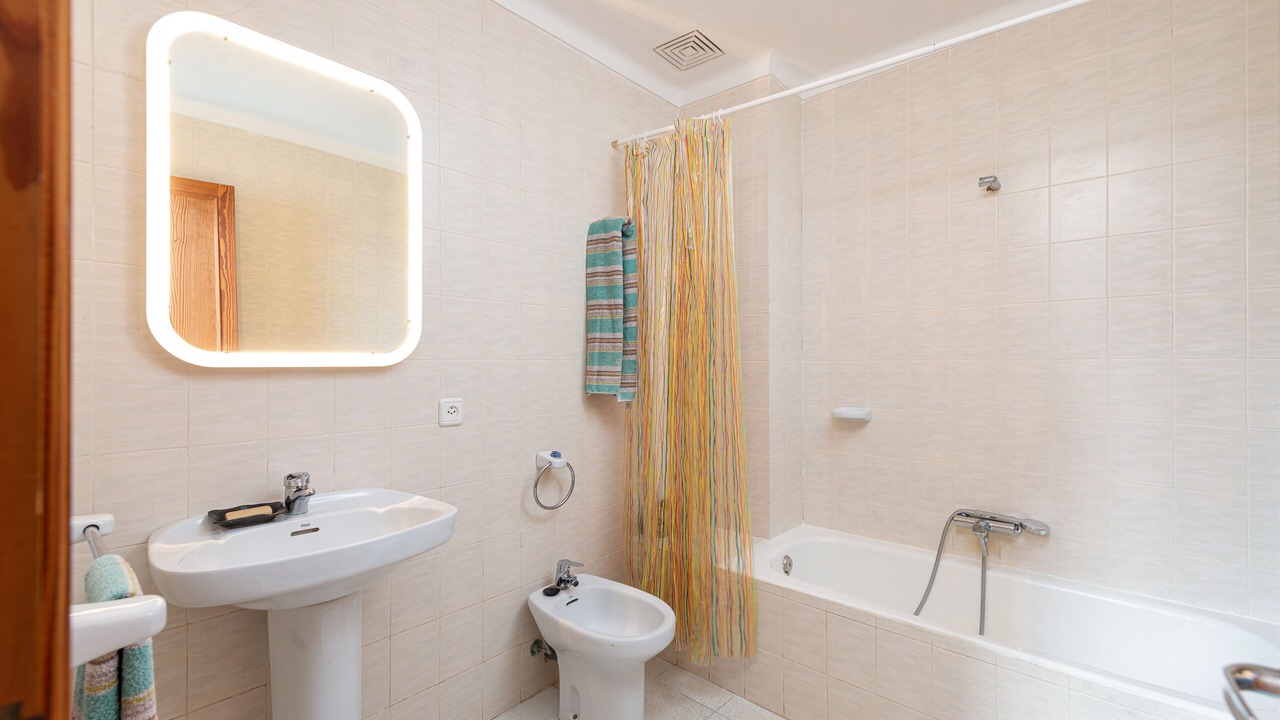 Photo of Bathroom in Alcanada