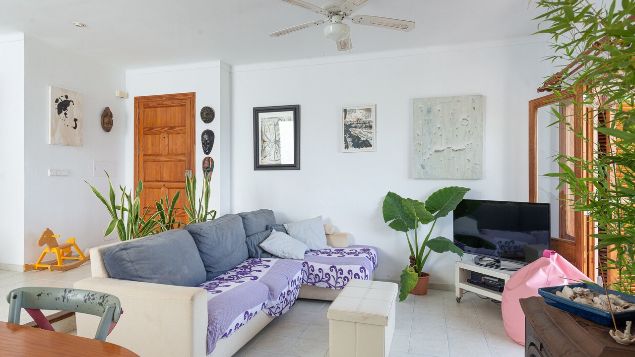 Photo of Livingroom in Alcanada