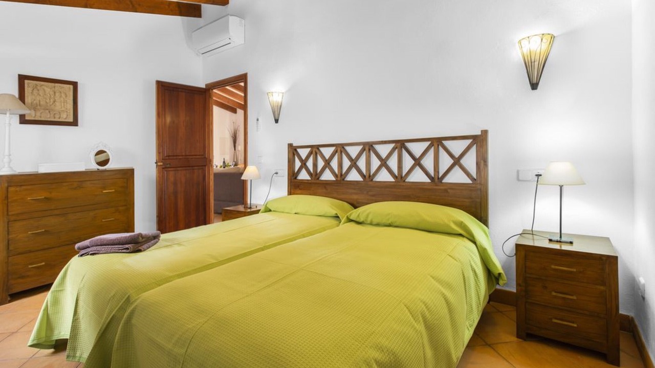 Photo of Bedroom in Biniaraix