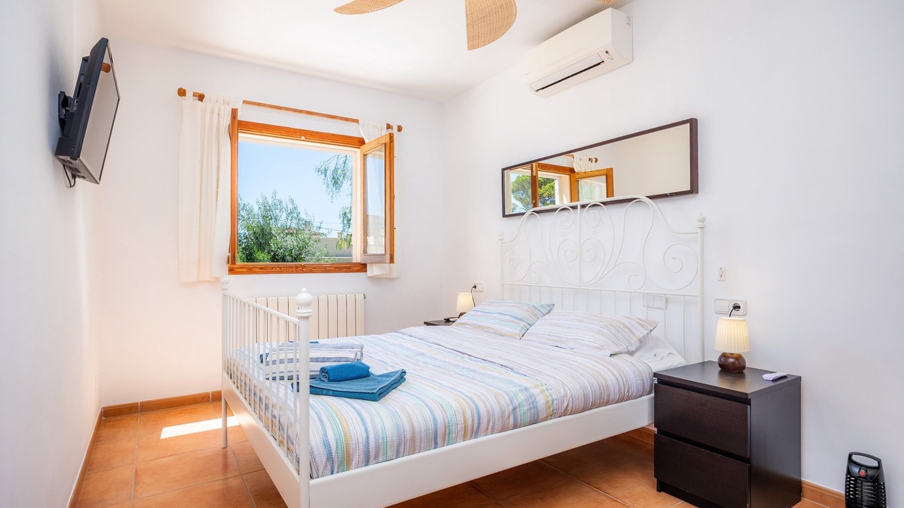 Photo of Bedroom in Sa Rapita