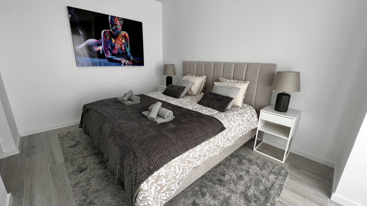 Photo of Bedroom in New Golden Mile