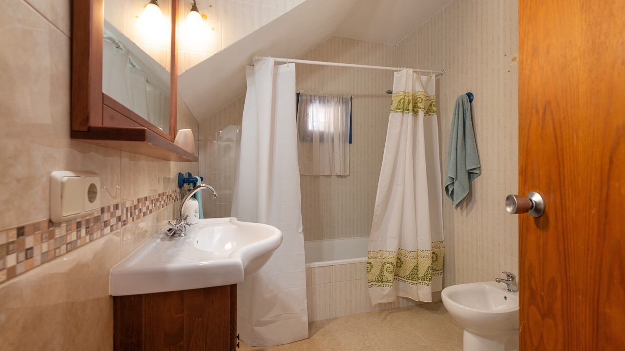 Photo of Bathroom in Algaida