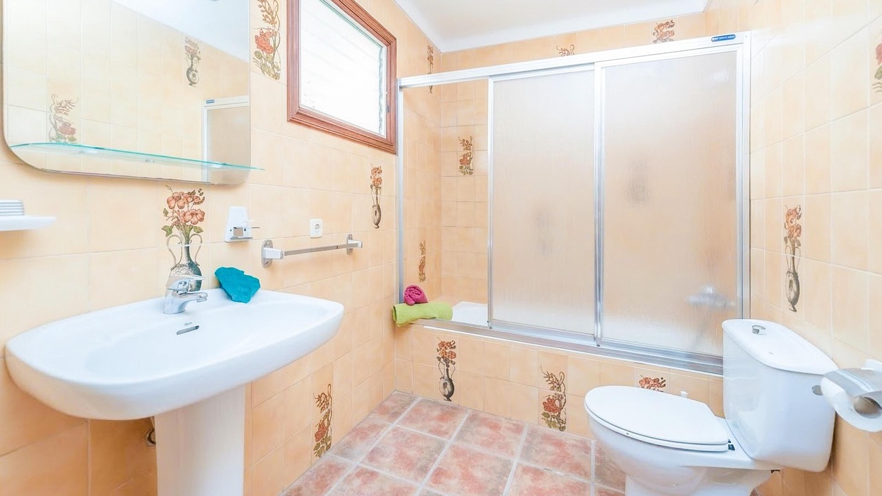 Photo of Bathroom in Campanet