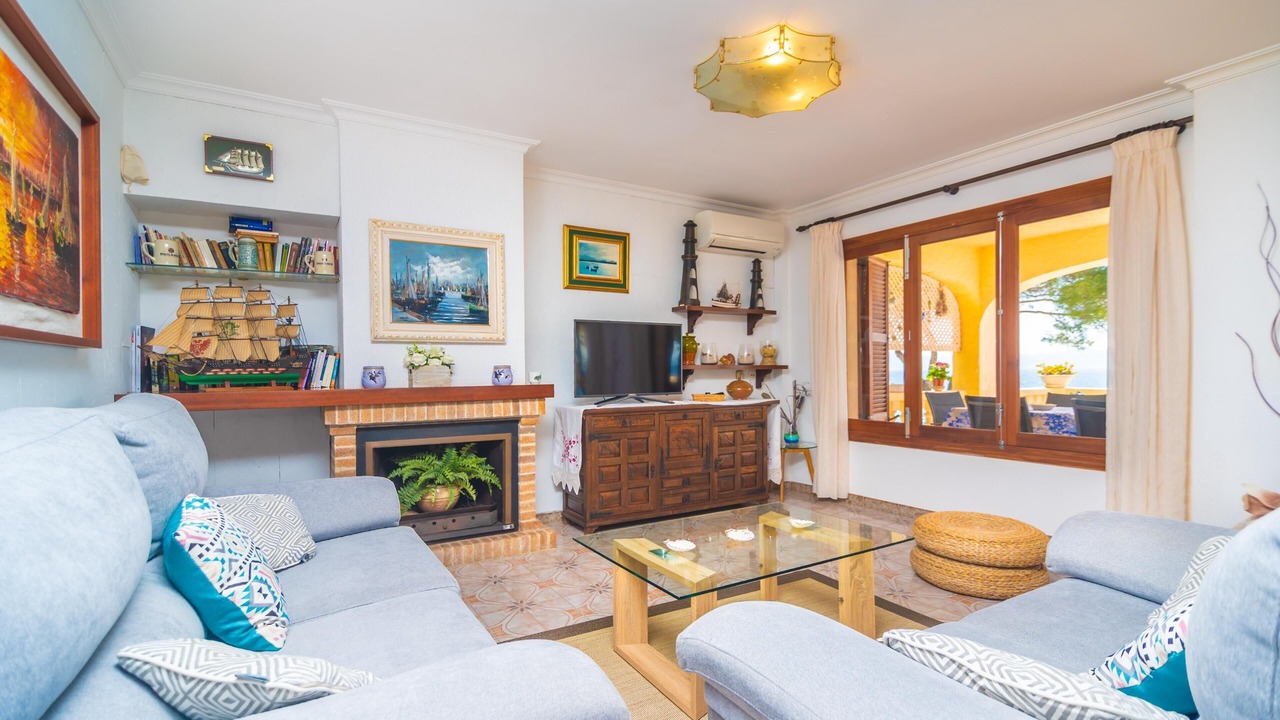 Photo of Livingroom in Alcanada