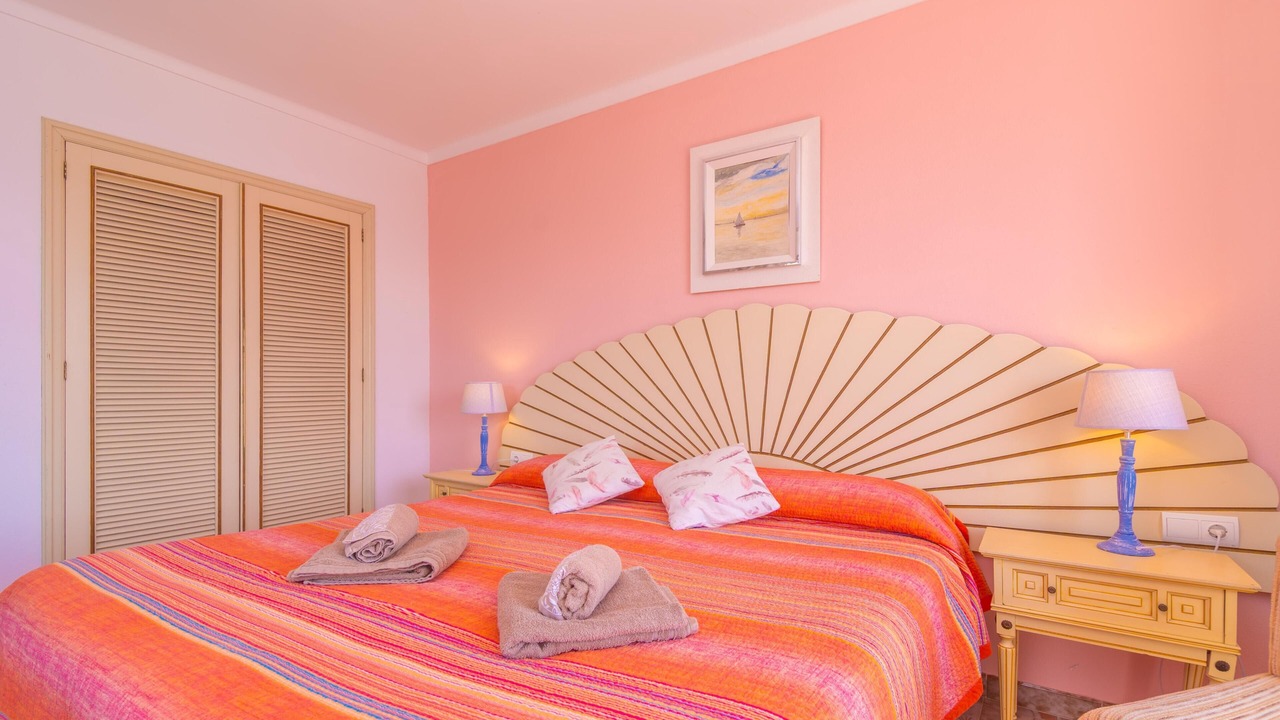 Photo of Bedroom in Alcanada