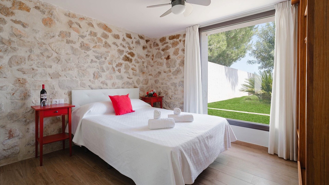 Photo of Bedroom in Benimarco