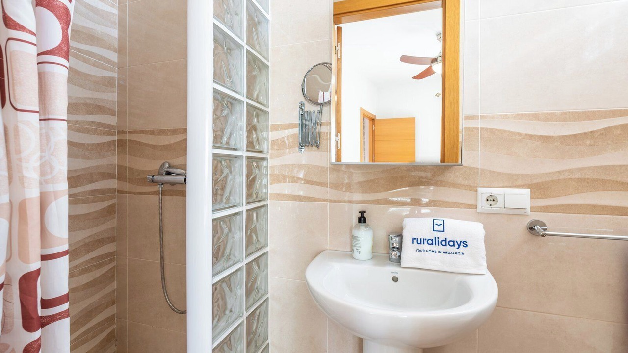 Photo of Bathroom in Sayalonga