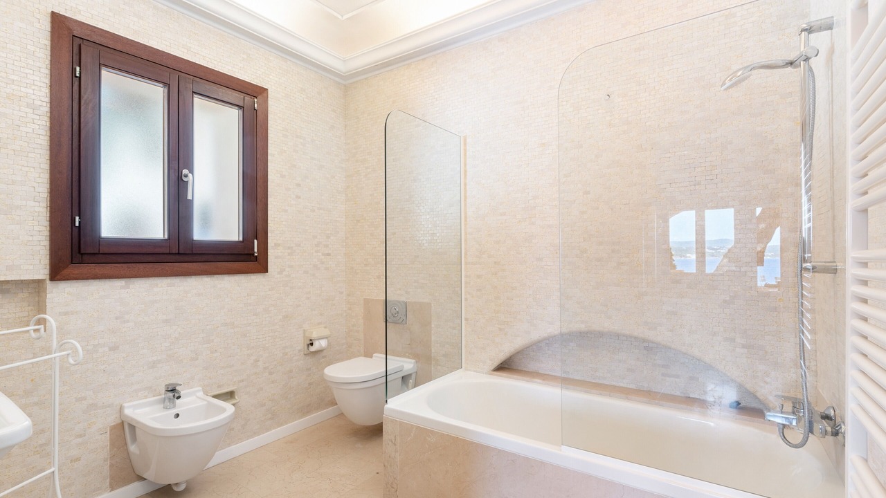 Photo of Bathroom in Cala Gat