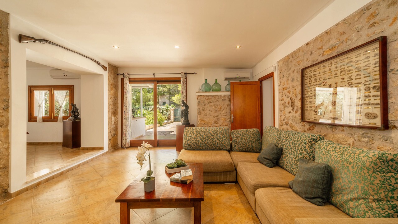 Photo of Livingroom in Alcanada