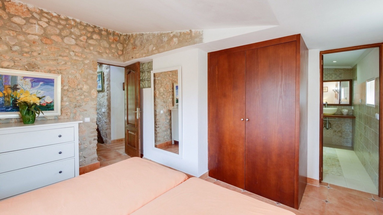 Photo of Bedroom in Inca