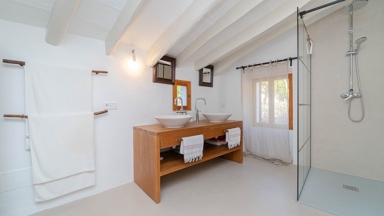 Photo of Bathroom in Fornalutx