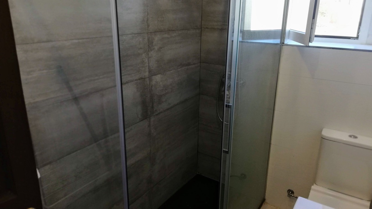 Photo of Bathroom in Leon XIII-Los Naranjos