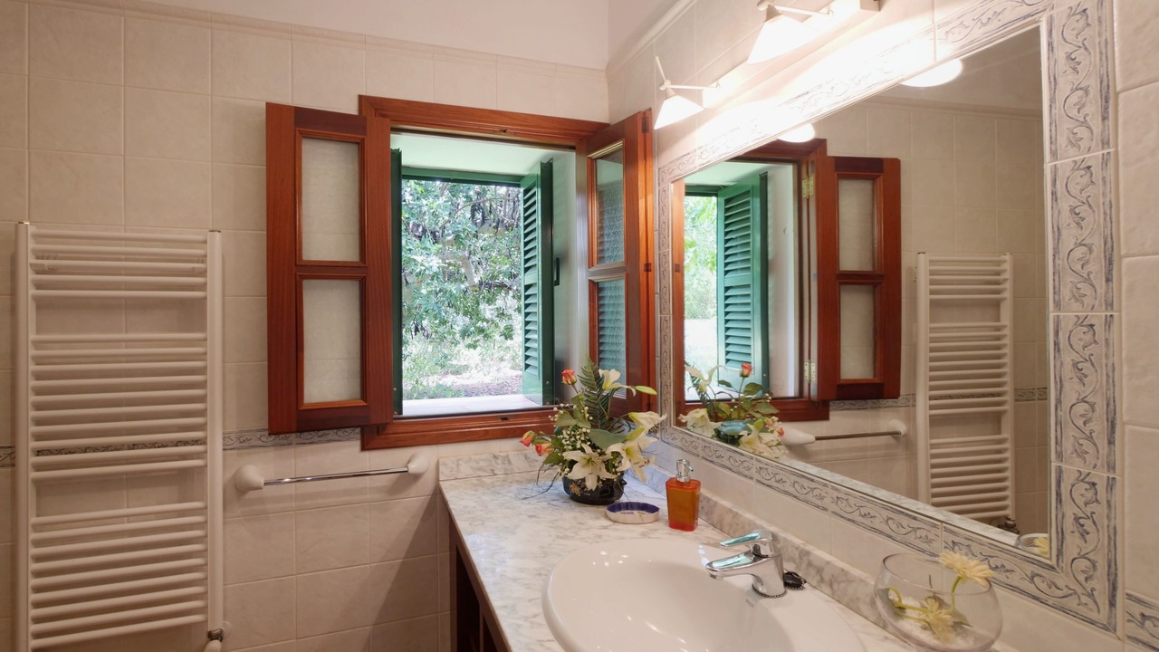 Photo of Bathroom in S Horta
