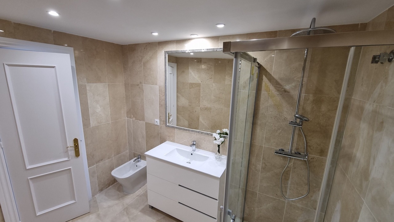 Photo of Bathroom in New Golden Mile