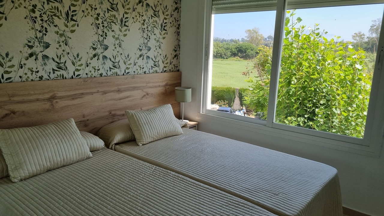 Photo of Bedroom in New Golden Mile