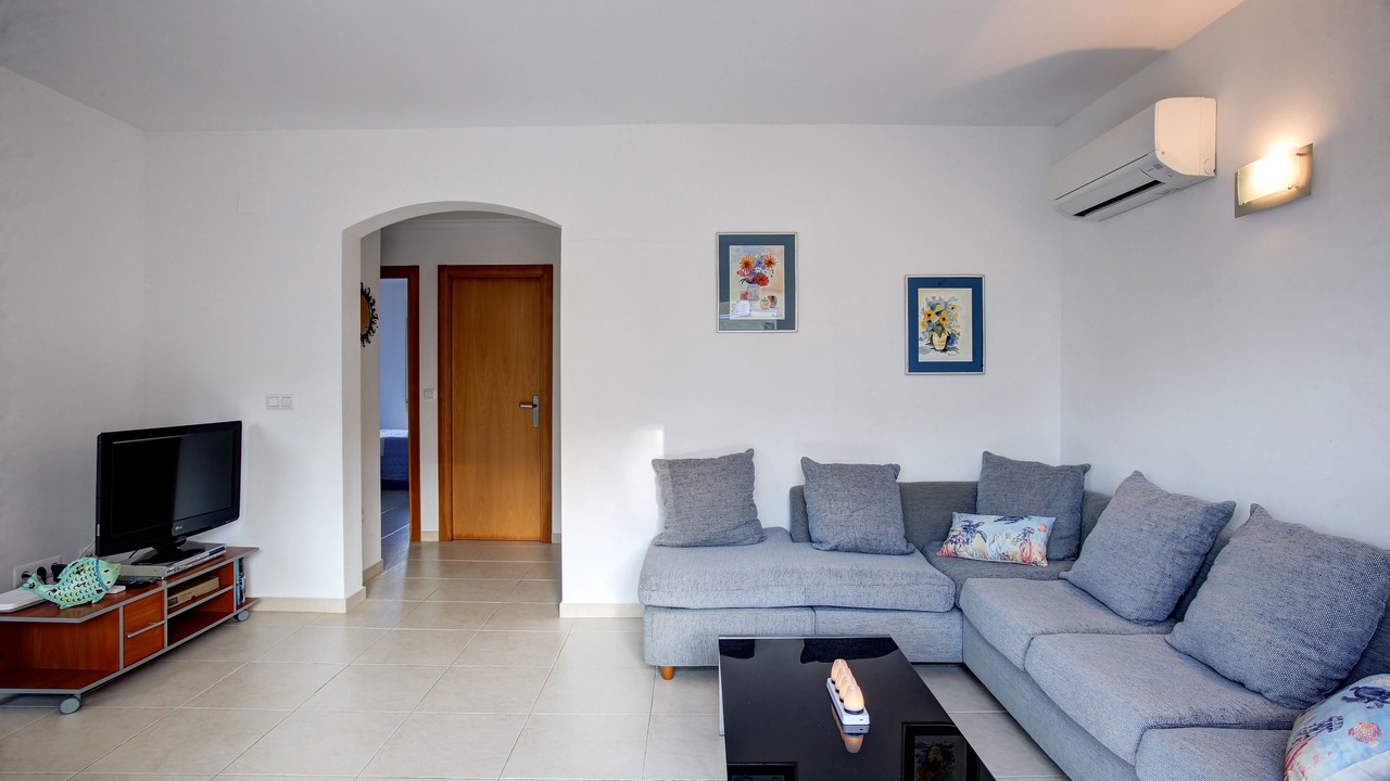 Photo of Livingroom in Jesus Pobre